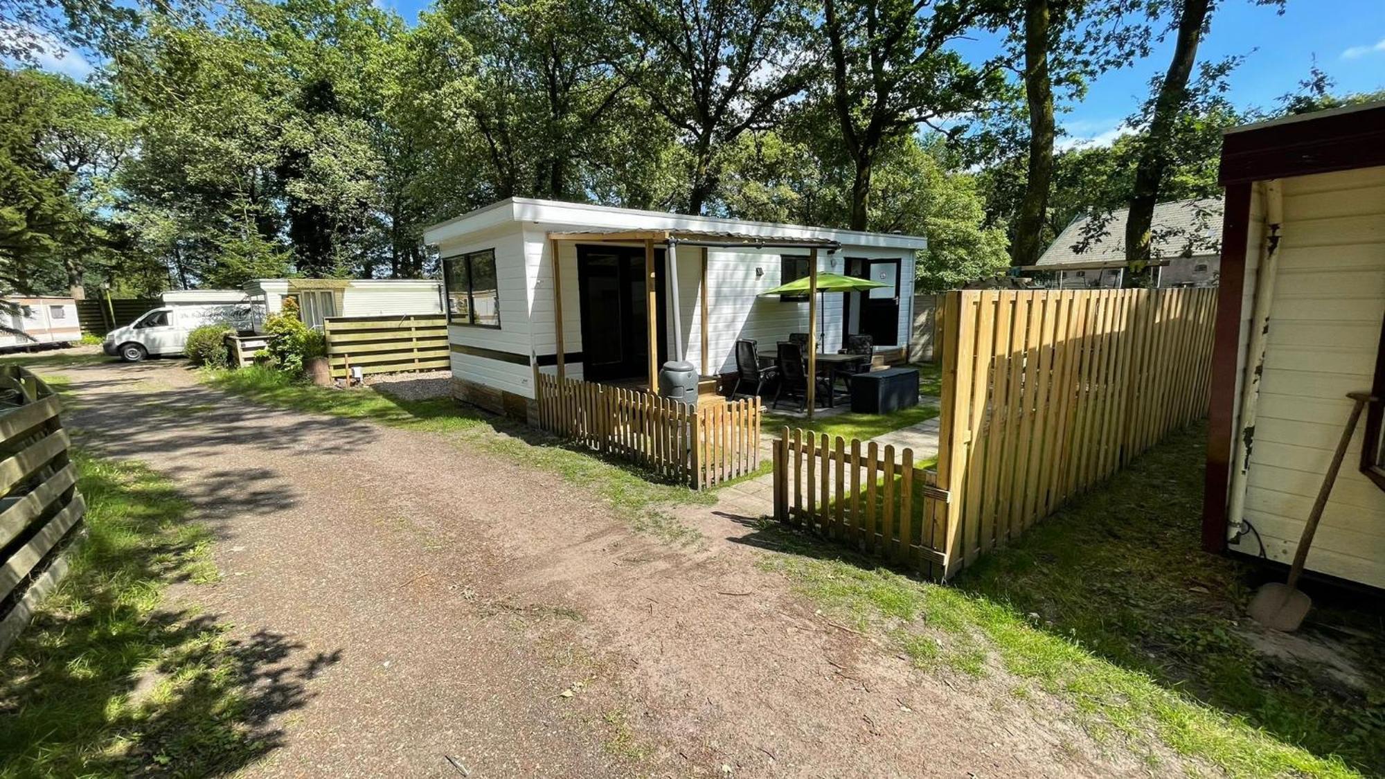 Chalet Kokomo - Gelegen In Bosrijkgebied Van Drenthe Eext Extérieur photo